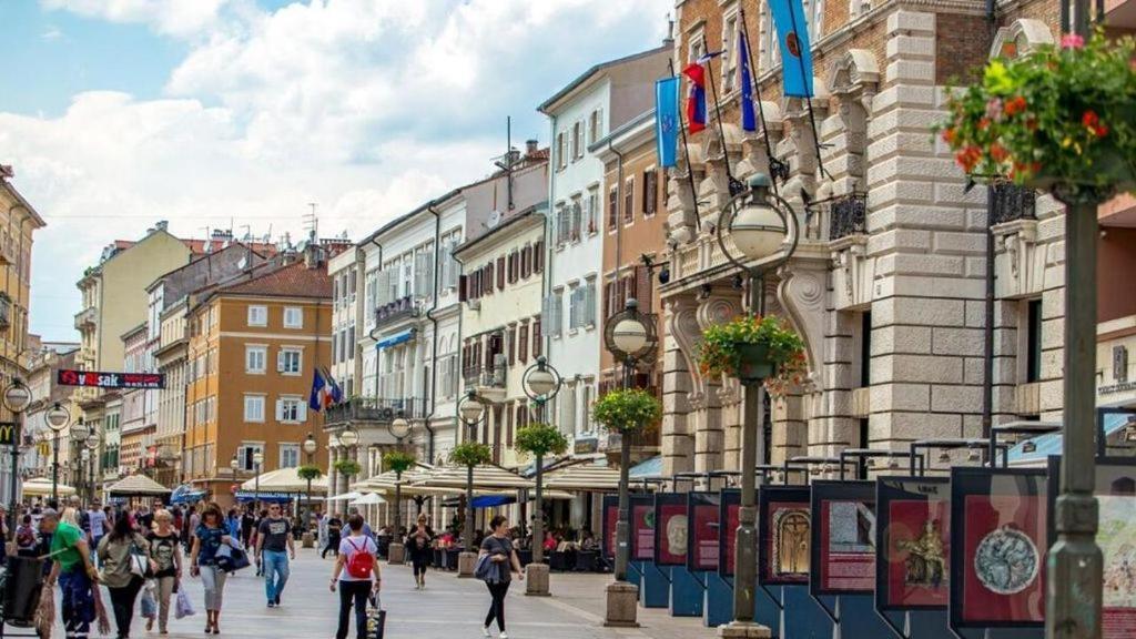 Villa Meri Rijeka Ngoại thất bức ảnh
